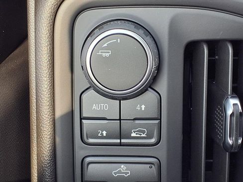 New 2026 Chevrolet Silverado 1500 Custom image 9