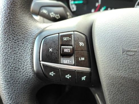 Used 2023 Ford Transit 350 XLT image 29