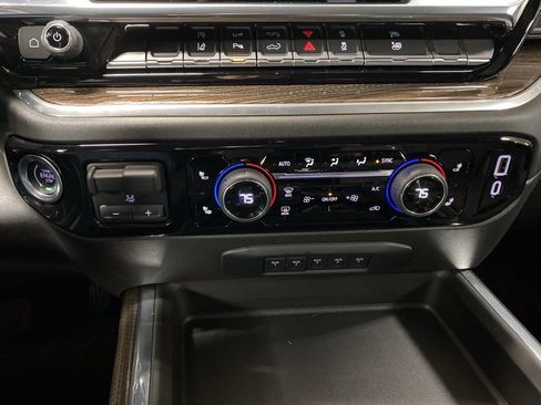 Used 2025 Chevrolet Silverado 3500 LT w/ All Star Edition image 31