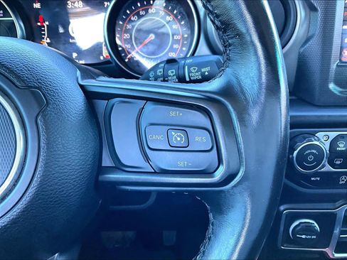 Used 2023 Jeep Wrangler Willys image 24