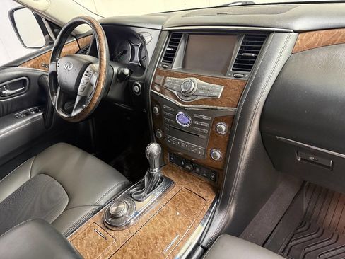 Used 2017 INFINITI QX80 4WD w/ Driver Assistance Package image 34
