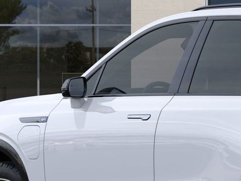 New 2026 Cadillac Vistiq Sport w/ LPO, Floor Liner Package image 12