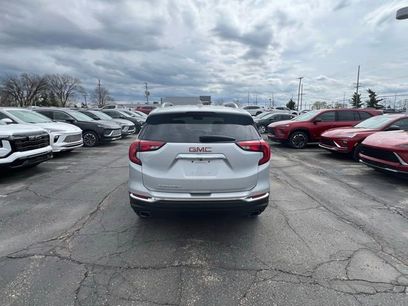 Used 2018 GMC Terrain SLT w/ Preferred Package