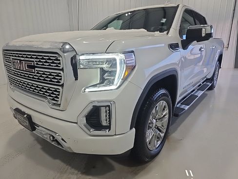 Used 2021 GMC Sierra 1500 Denali w/ Driver Alert Package II image 3