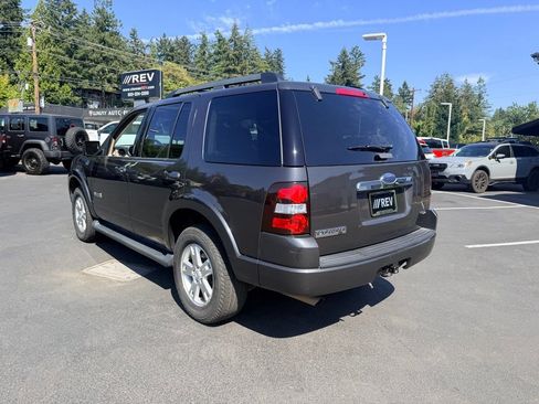 Used 2007 Ford Explorer XLT AWD/4WD image 3