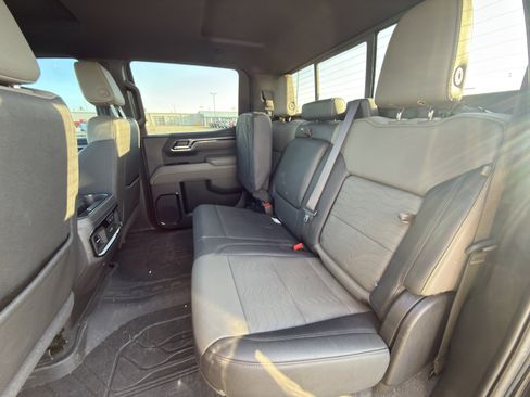 Used 2024 Chevrolet Silverado 1500 ZR2 w/ Technology Package image 10