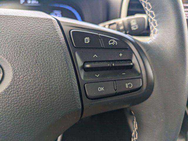 Certified 2024 Hyundai Venue Limited FWD image 22