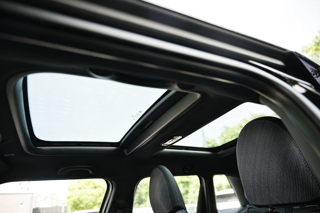 New 2026 MINI Cooper 4-Door Hardtop FWD image 18