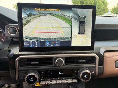 Used 2026 Toyota 4Runner Limited AWD/4WD image 33