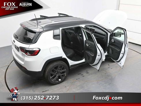 New 2026 Jeep Compass Limited image 38