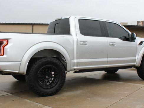 Used 2019 Ford F150 Raptor w/ Equipment Group 802A Luxury image 20