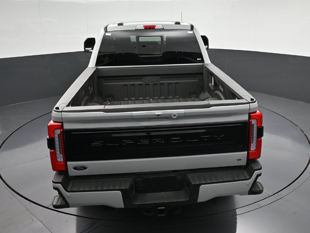 Used 2025 Ford F250 Platinum w/ Tremor Off-Road Package AWD/4WD image 17