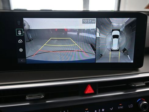 Used 2025 Kia Sorento SX image 21