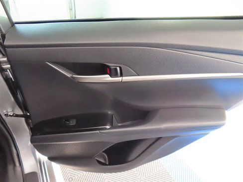 Used 2026 Toyota Camry SE w/ Convenience Package FWD image 26