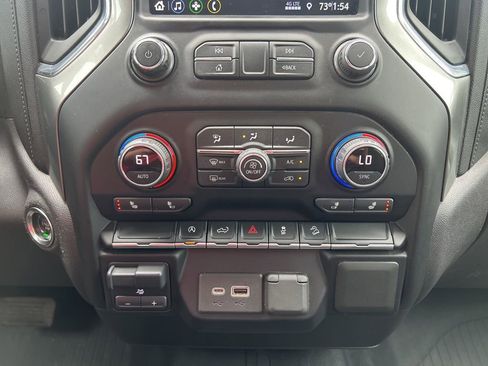 Used 2021 Chevrolet Silverado 1500 RST AWD/4WD image 31