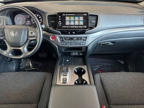 Certified 2024 Honda Ridgeline Sport image 4