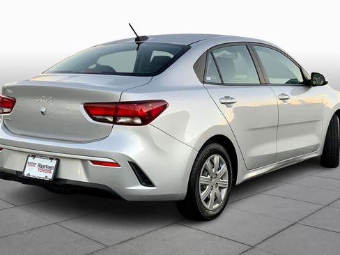 Used 2022 Kia Rio S image 12