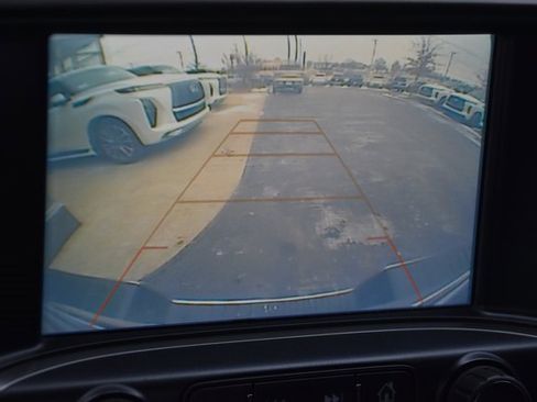 Used 2019 Chevrolet Silverado 1500 LT image 3