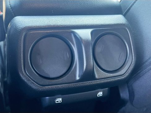 Used 2023 Jeep Wrangler Unlimited w/ Cold Weather Group image 28