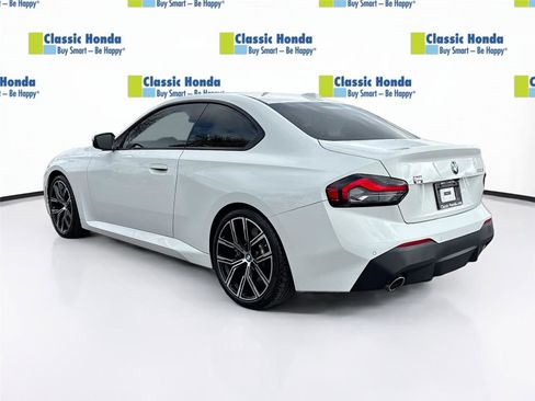 Used 2024 BMW 230i Coupe w/ Convenience Package image 5