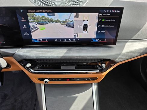 Used 2025 BMW 430i Convertible w/ Premium Package RWD image 18
