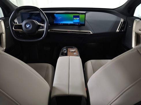 Certified 2023 BMW iX xDrive50 w/ Premium Package AWD/4WD image 21