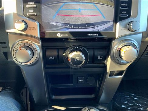 Used 2020 Toyota 4Runner SR5 image 16