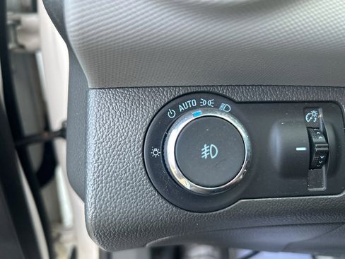 Used 2015 Chevrolet Sonic LTZ image 19