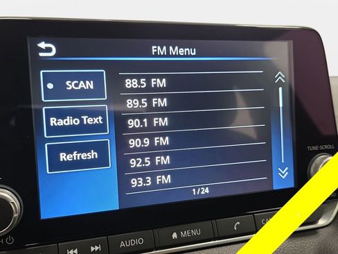Used 2024 Nissan Sentra SV FWD image 22