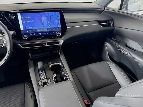 Certified 2025 Lexus RX 350 Premium w/ Accessory Package (Z1) image 25