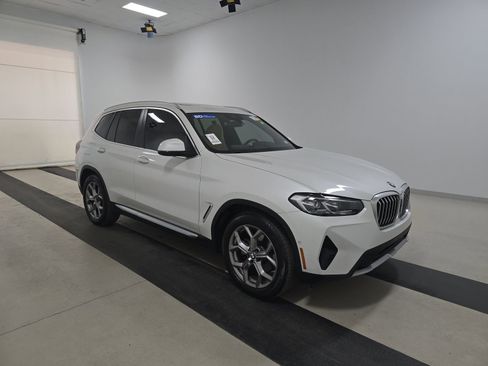 Used 2024 BMW X3 sDrive30i w/ Convenience Package w/ZPA image 4