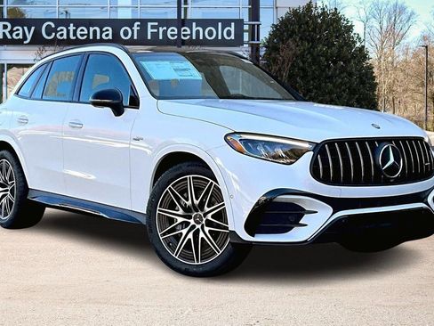 New 2025 Mercedes-Benz GLC 43 AMG 4MATIC image 2