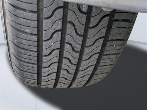 Used 2020 Chevrolet Sonic LT image 14