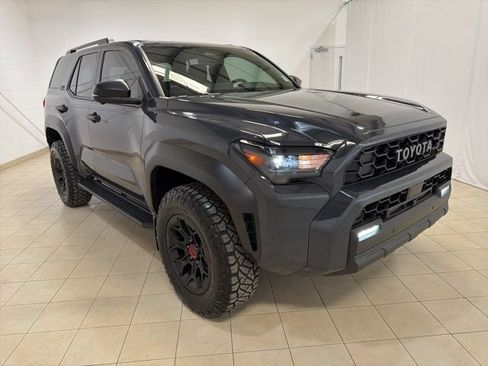 Used 2025 Toyota 4Runner TRD Off-Road Premium AWD/4WD image 8
