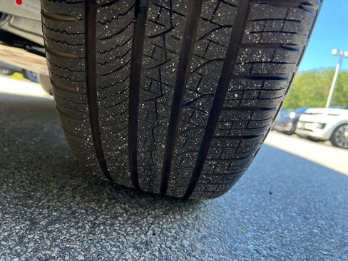 New 2026 Land Rover Range Rover Velar S image 10