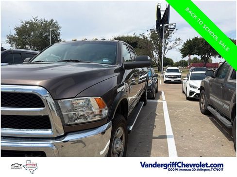 Used 2018 RAM 2500 Tradesman w/ Chrome Appearance Group AWD/4WD image 2