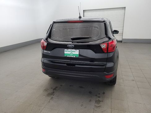 Used 2019 Ford Escape S image 7