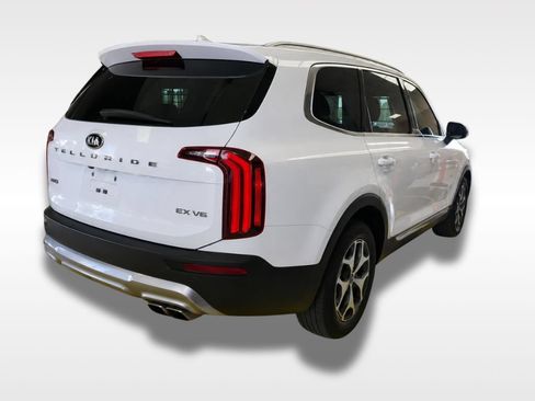 Used 2020 Kia Telluride EX AWD/4WD image 4