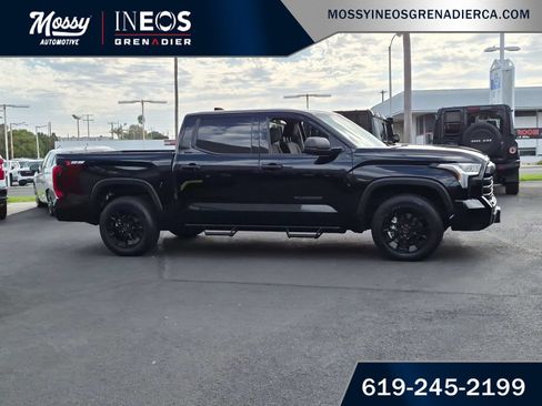 Used 2022 Toyota Tundra SR5 RWD image 5
