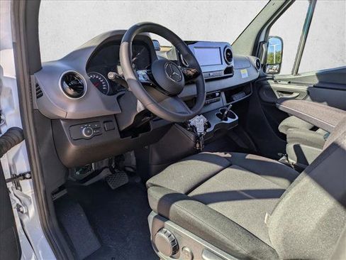 New 2026 Mercedes-Benz Sprinter 2500 image 3