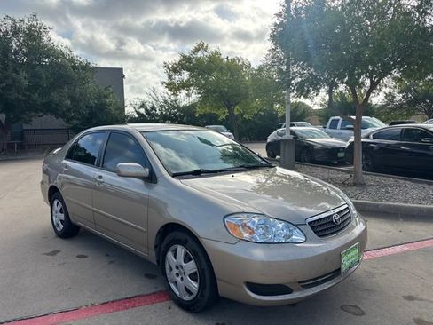 Used 2006 Toyota Corolla LE w/ Audio Value Pkg FWD image 3