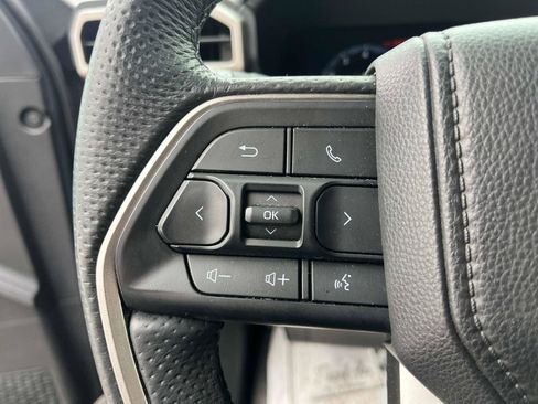 Used 2025 Toyota Tacoma TRD Sport image 29