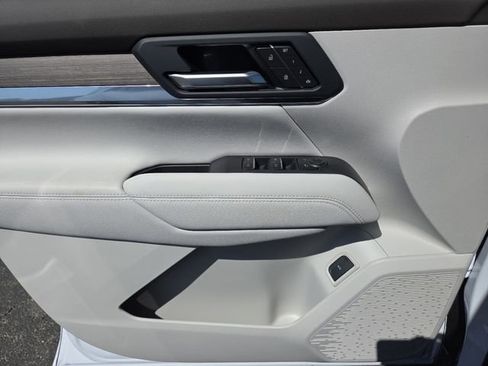New 2026 GMC Terrain Denali AWD/4WD image 34
