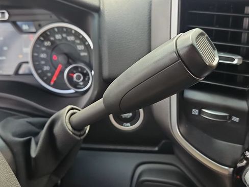 New 2026 RAM 2500 Big Horn AWD/4WD image 16