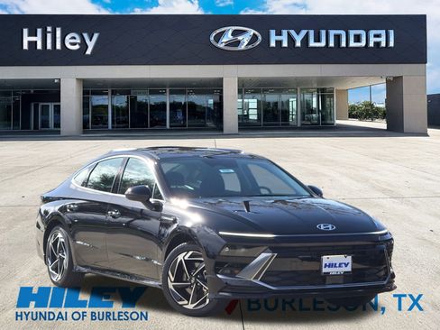 New 2026 Hyundai Sonata SEL FWD image 2