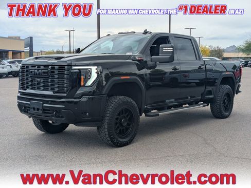 Used 2024 GMC Sierra 2500 Denali w/ Technology Package image 1