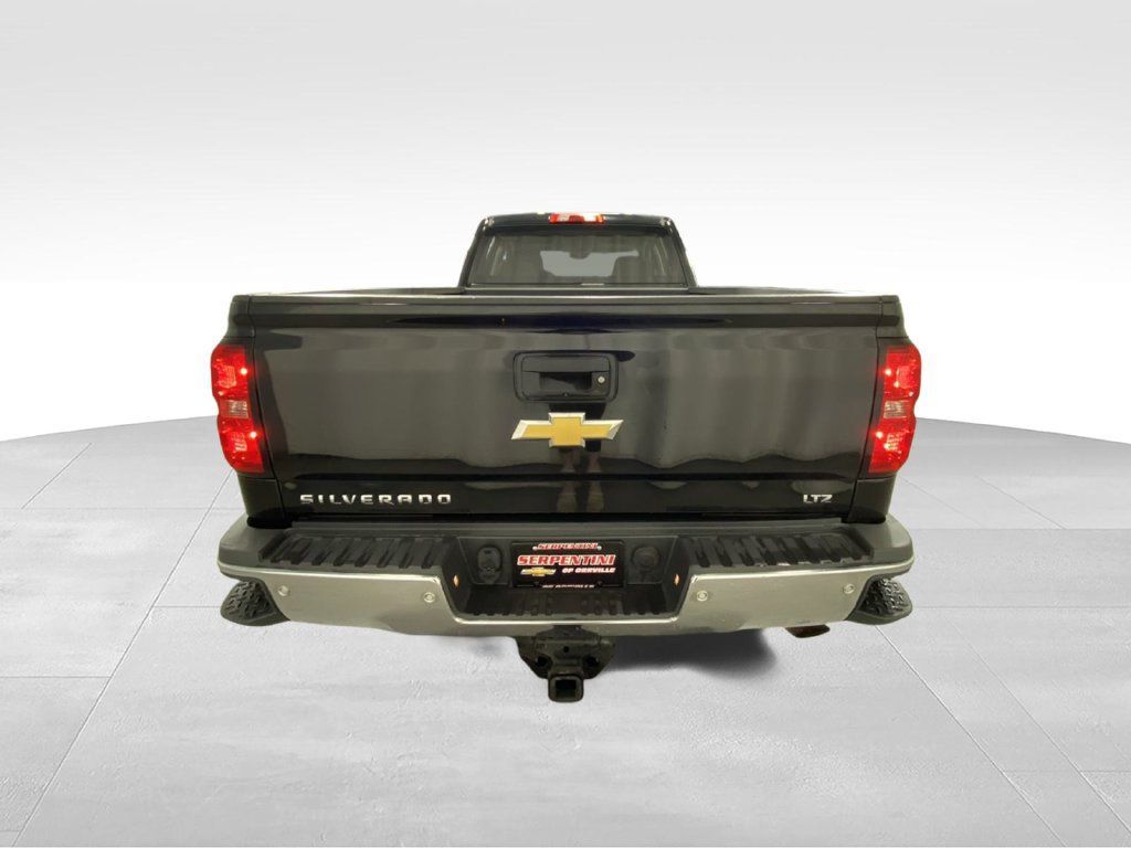 Used 2018 Chevrolet Silverado 2500 LTZ w/ Vortec Plus Package AWD/4WD image 9