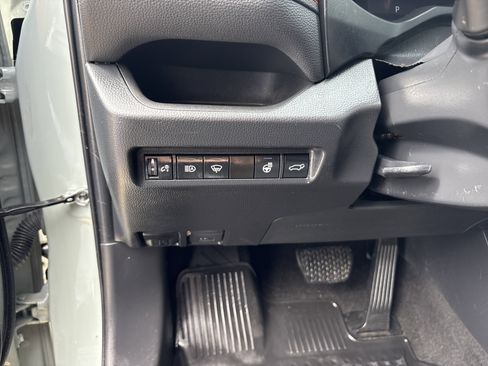 Used 2022 Toyota RAV4 Adventure w/ Convenience Package AWD/4WD image 11