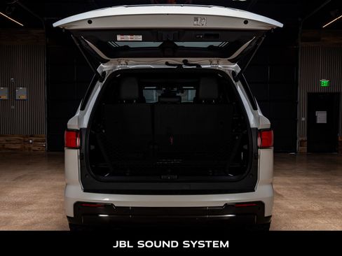 Used 2025 Toyota Sequoia Platinum image 8