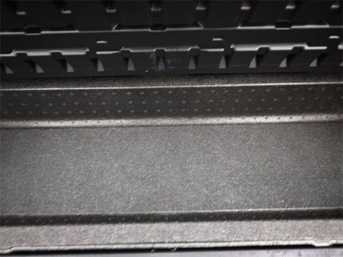 Used 2024 Mitsubishi Outlander SE image 16